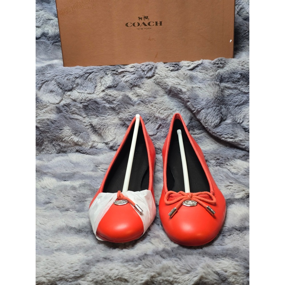 NWB COACH Lara Silk‎ Nappa Ballet Flats Red/Orange Leather Bow Logo Size 8 - Picture 2 of 6
